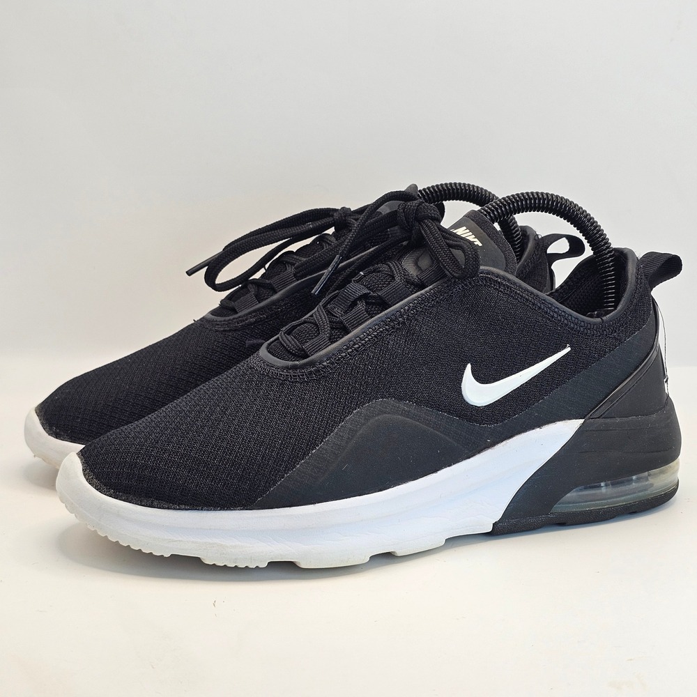 Nike Air Max Motion 2 Black White Sneakers AO0352-007 Womens 7.5